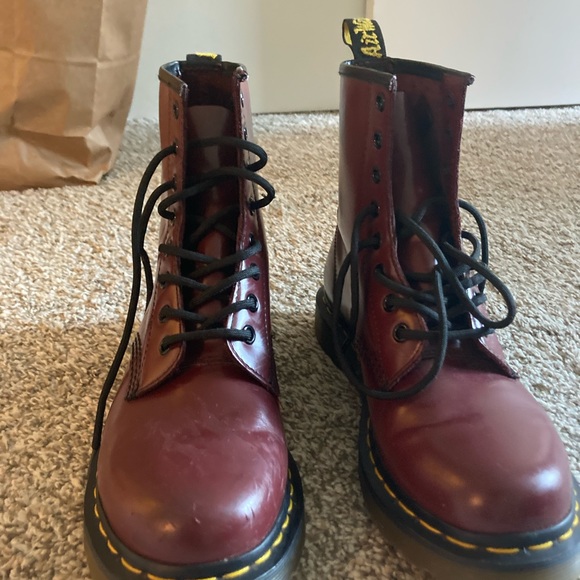 Doc martens cherry boots - Picture 11 of 14